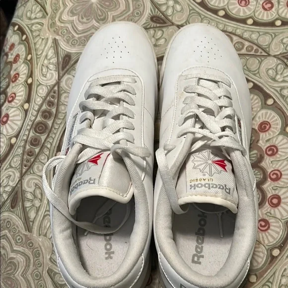 Reebok women’s sneakers - Picture 5 of 6